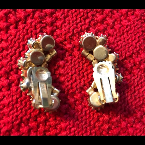 🔆 Karu Arke Inc women’s rhinestone earrings - Picture 2 of 2